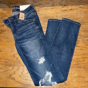 NWT American Eagle Super Stretch X Low Rise Skinny Jean Size 00